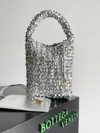 Picture of Bottega Veneta Lady Handbags _SKUfw157229924fw